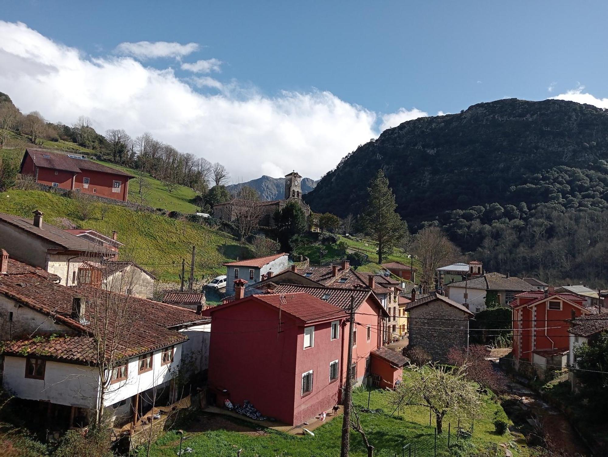 Апартаменти Cabrales Sol Карренья-де-Кабралес Екстер'єр фото